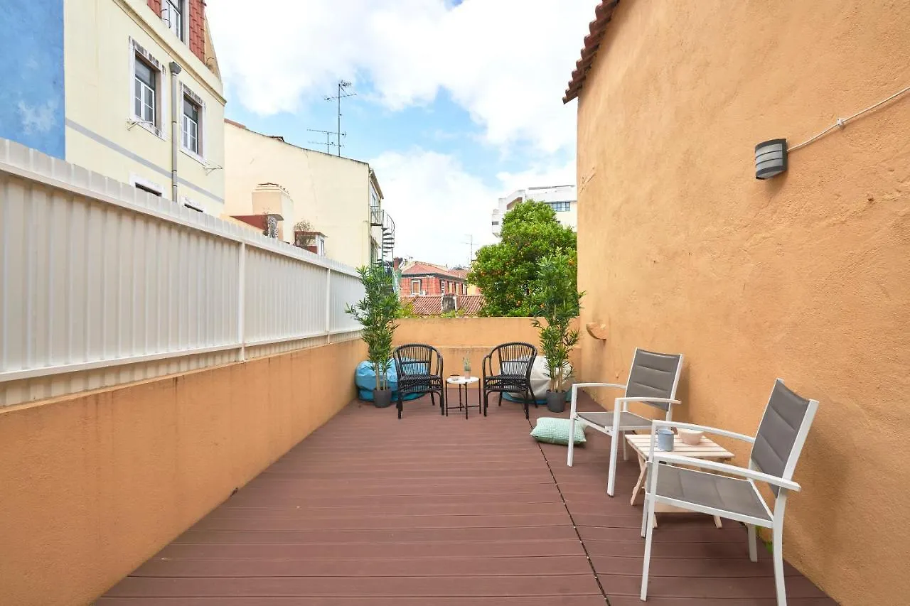 Idyllic Lisbon Apartments With Amazing Courtyard, By Timecooler Portekiz